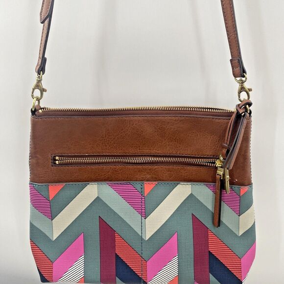 FOSSIL Fiona Crossbody Convertible Bag Purse Multicolor Geometric Chevron - Picture 2 of 12